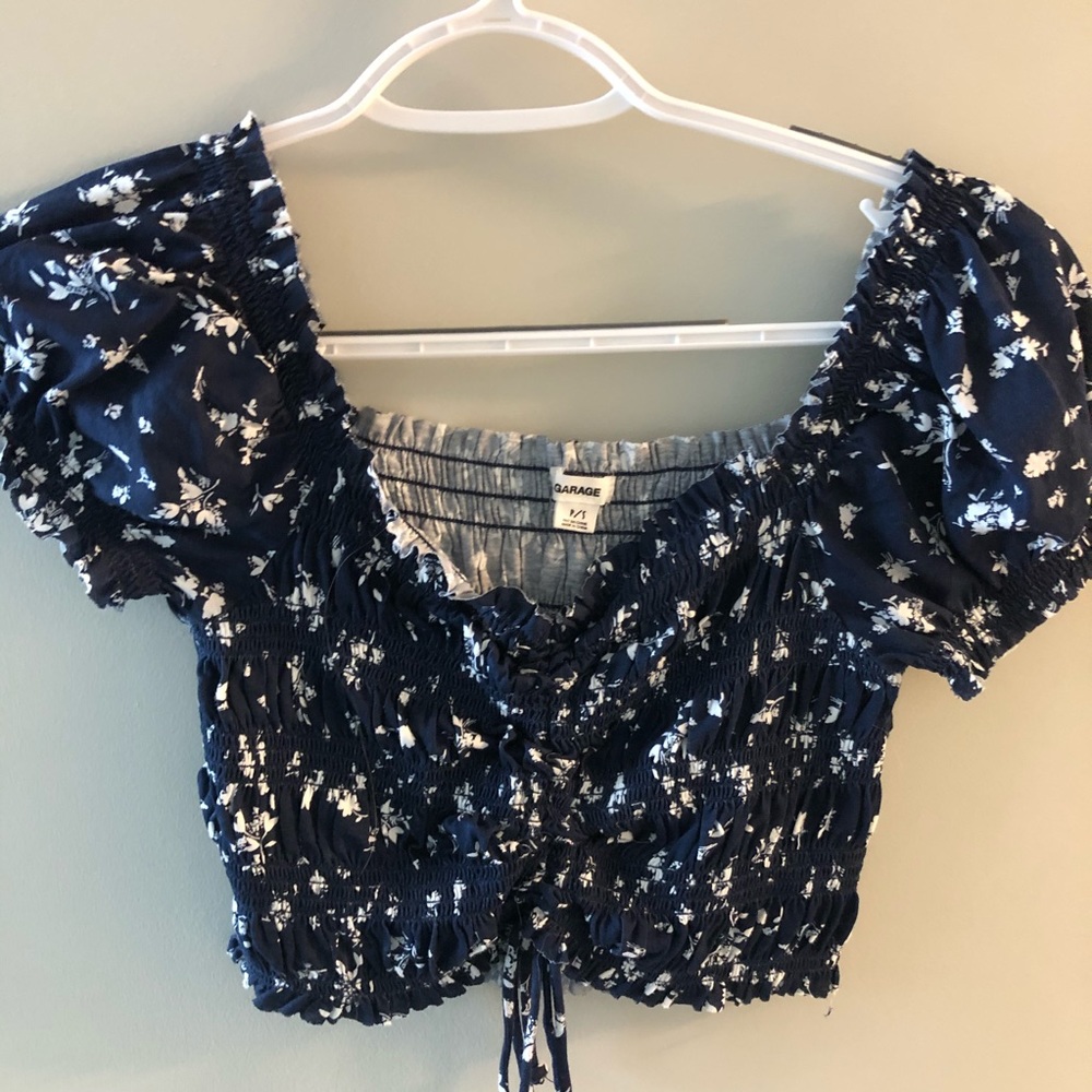 Floral blue crop top